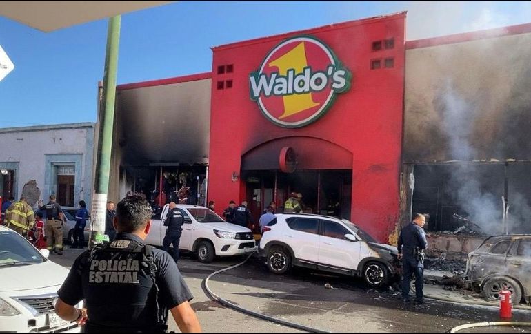 A través de un comunicado, Protección Civil hizo un llamado a la población para evitar la zona del siniestro y permitir el paso de los vehículos de emergencia. CORTESÍA/ Secretaría de Seguridad Pública del Estado de Sonora