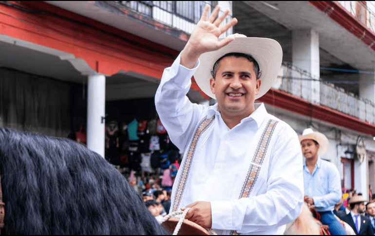Carlos Manzo se postuló como candidato independiente a la presidencia municipal de Uruapan en las elecciones de 2024 y resultó ganador. ESPECIAL