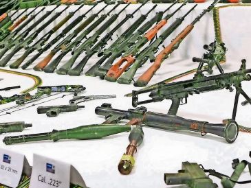 Entre los ejes centrales de la misión se encuentran el incremento de operativos fronterizos y la implementación de sistemas de identificación balística. SUN / ARCHIVO