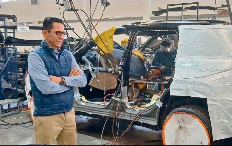 Hernández López insiste en evitar proveedores que ofrezcan blindajes parciales o vidrios delgados con un aparente ahorro. ESPECIAL