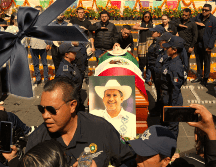 Carlos Manzo asumió el cargo contaba con una escolta de ocho elementos de la Guardia Civil y de la Guardia Nacional ya que había sido amenazado por el Cártel Nueva Generación. AP / E. Verdugo