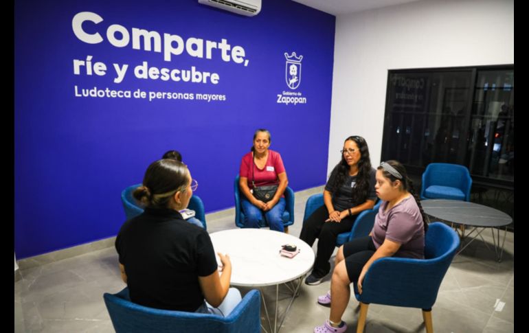 El alcalde de Zapopan, Juan José Frangie, recordó que este lugar era destinado para eventos privados, pero se logró recuperar el edificio y convertirlo en este centro integral de cuidados. EL INFORMADOR/ J. Acosta