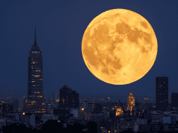 La Superluna de noviembre podrá apreciarse desde todo el país durante las noches del 4 al 6 de noviembre. ESPECIAL