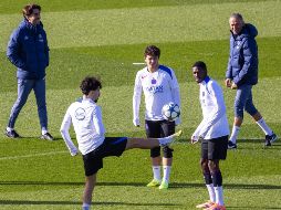 Luis Enrique señala que su equipo es capaz de frenar el buen momento del Bayern. EFE/C. Petit