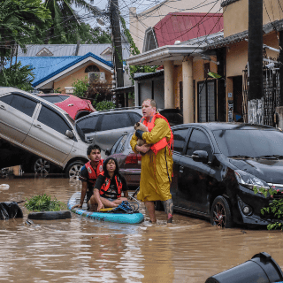 El paso del tifón "Kalmaegi" ha dejado 26 muertos en Filipinas
