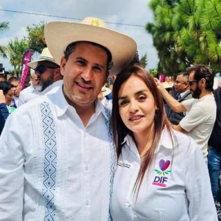 Perfilan a viuda de Carlos Manzo como alcaldesa sustituta de Uruapan