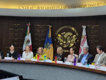 Marcela Figueroa, directora de Producción de este proyecto, destacó que el movimiento en Jalisco fue acreedor a un reconocimiento por parte de "Giving Tuesday" internacional como parte de la iniciativa. EL INFORMADOR/ R. Bobadilla