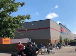 Los descuentos están disponibles tanto en tiendas como en la página web, y estarán disponibles del 4 al 9 de noviembre. AP/ ARCHIVO