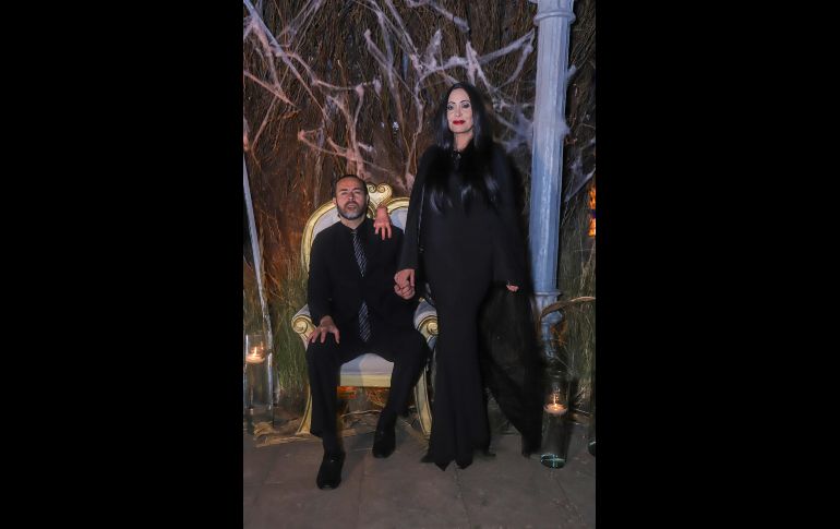 Oscar Barrera y Christianne Sandoval. GENTE BIEN JALISCO / Revista del 7 de noviembre 2025