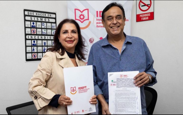 Salvador Cosío, director del IDEFT, y Martha Ruth del Toro, directora general de “Por Derecho y Naturaleza”. CORTESÍA