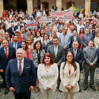 El grupo parlamentario del PRI rinde su primer informe