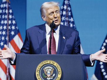 El presidente suma pocos esfuerzos para destrabar el conflicto gubernamental. AP