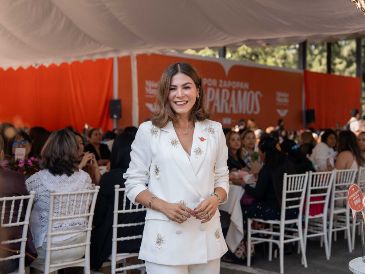 Mónica Magaña durante el encuentro “Las mujeres de Zapopan no paramos”. GENTE BIEN JALISCO / Revista del 7 de noviembre 2025