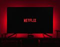 Para mantenerse vigente ante la competencia existente con las múltiples plataformas de streamig, Netflix renueva su catálogo de manera mensual. Unsplash