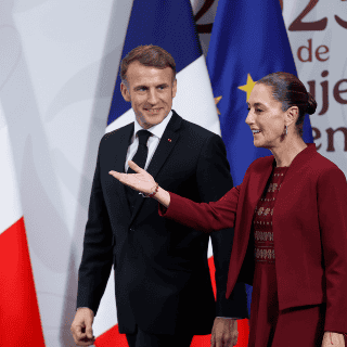 México y Francia fortalecen relación en reunión en Palacio Nacional