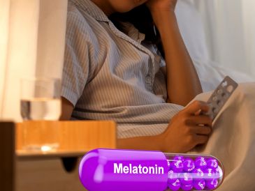El estudio, basado en el seguimiento durante cinco años de 130 mil adultos con insomnio que tomaban melatonina, plantea dudas sobre su seguridad. ESPECIAL / CANVA