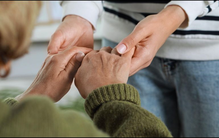 Destacan la necesidad de reconocer la labor esencial que millones de mujeres realizan cada día, muchas veces enfrentando desgaste físico, emocional y financiero, además de una transformación profunda de su vida cotidiana. ESPECIAL / CANVA