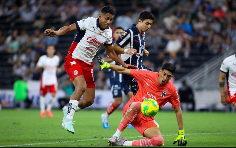 Chivas y Monterrey se enfrentan este sábado 8 de noviembre a las 17:07 horas en el Estadio AKRON con la mira puesta en cerrar de la mejor manera la Fase Regular del Apertura 2025. IMAGO7