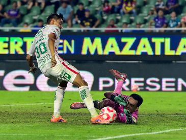 Ricardo Monreal anotó el gol que le dio el empate a los Rayos. IMAGO7/S. Bautista