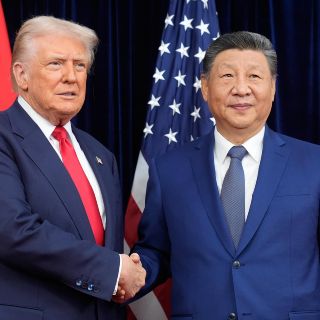 China y EU anuncian que suspenderán a partir de este lunes las tasas portuarias mutuas