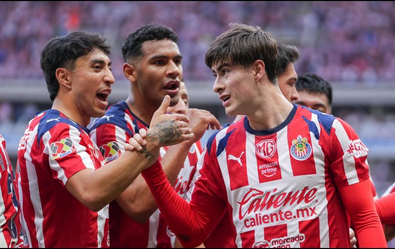 Chivas y América se mantenían como los clubes con más campeones de goleo nacionales, siendo los únicos en contar con al menos tres futbolistas en esa lista selecta. Imago7 / ARCHIVO
