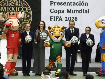 La Presidenta Claudia Sheinbaum Pardo encabezó la presentación de la Copa FIFA 2026 en el Complejo Cultural Los Pinos. SUN / B. Fregoso