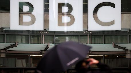 El abogado de Trump anunció que el mandatario espera la “emisión inmediata de una disculpa” y una “compensación adecuada”, o de lo contrario demandará. EFE/ A. Rain