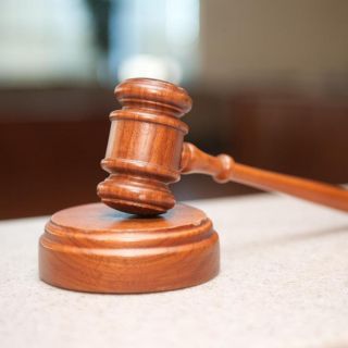 Jueza veta que Gobierno de EU recupere fondos para bonos de alimentos y penalice estados