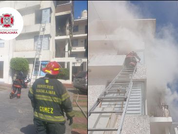 El incidente provocó la evacuación de15 personas y dos perros; no se presentarion lesionados. ESPECIAL / FACEBOOK Protección Civil y Bomberos GDL