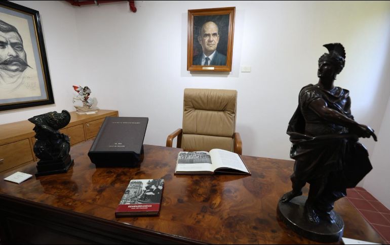 El espacio que resguarda más de ocho mil documentos, libros, monedas, enciclopedias y objetos personales. EL INFORMADOR/ A. NAVARRO.