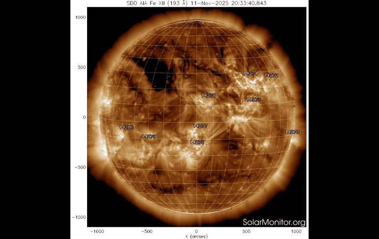 La fulguración asociada a la tormenta solar más intensa enta solar más intensa la cual se encuentra en la región nor-oeste del disco solar N25W23 La fase principal de la fulguración tuvo una duración de aproximadamente 15 minutos ESPECIAL/SOLARMONITOR.ORG