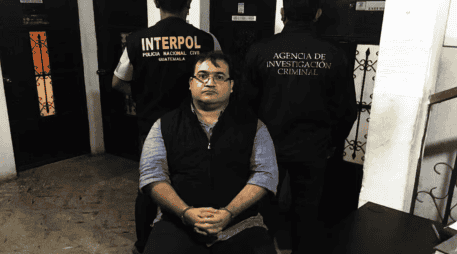 En 2016 huyó de la justicia y fue declarado prófugo, pero las autoridades lo detuvieron en Guatemala en abril de 2017. AFP / ARCHIVO
