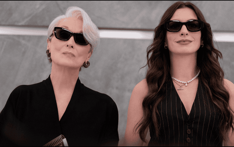 Poco más de 30 segundos son suficientes para comprobar que Meryl Streep y Anne Hathaway derrochan glamour en 'El diablo viste de Prada 2'. EFE/Macall Polay/20th Century Studios.