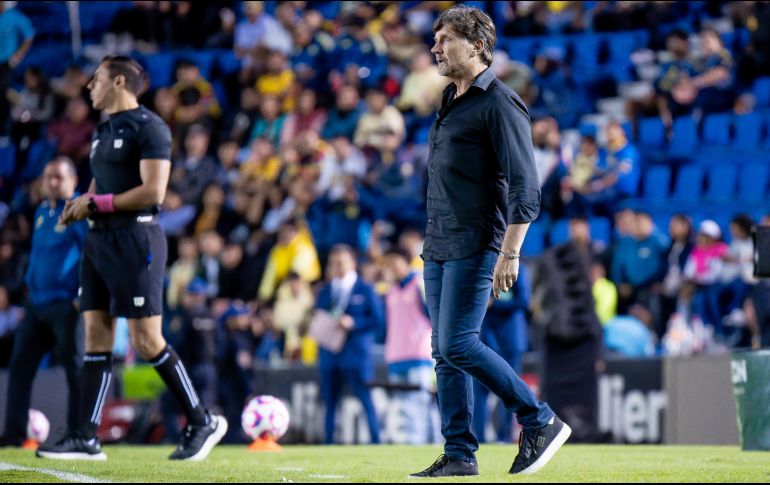 El estratega argentino, quien asumió el cargo el 22 de agosto de 2025, llegó con la intención de revertir la mala racha del conjunto poblano, pero los resultados nunca acompañaron su gestión. IMAGO7.