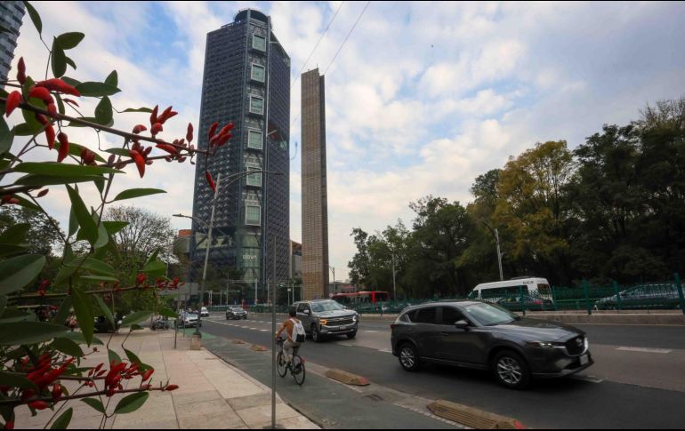 El programa Hoy No Circula se aplica de las 5:00 a las 22:00 horas en todas las alcaldías de la Ciudad de México y en 18 municipios del Estado de México. SUN