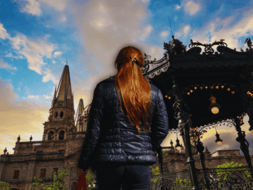 Las temperaturas seguirán siendo bajas durante el resto de la semana y estarán por debajo de los 10 °C hasta el sábado, que se prevé un ligero incremento. ESPECIAL / CANVA