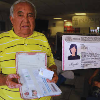 ¿Qué identificaciones son válidas para tramitar la tarjeta Inapam?