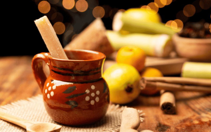 Aunque el ponche es nutritivo y reconfortante (ideal para combatir el frío), es fundamental consumirlo con moderación.&nbsp;CANVA