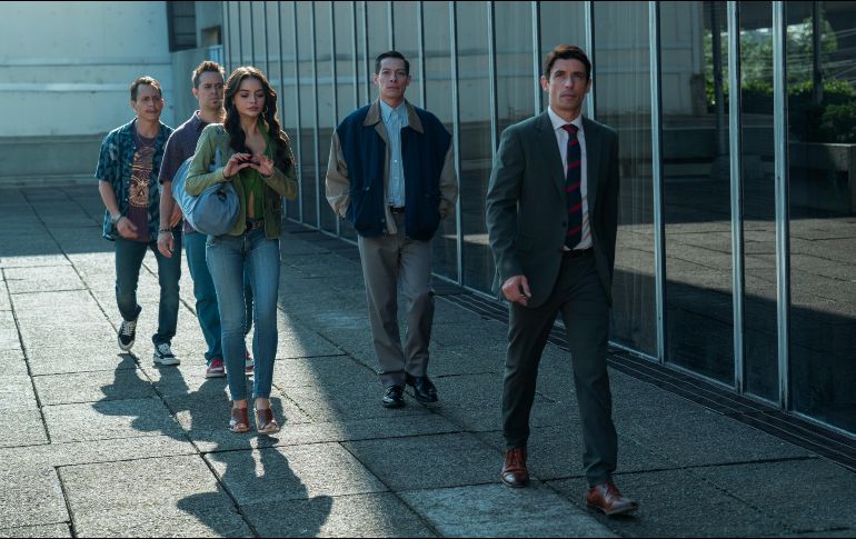 Dirigida por Rodrigo Santos y Federico Veiroj, la serie de seis episodios combina drama, thriller y comedia negra. ESPECIAL