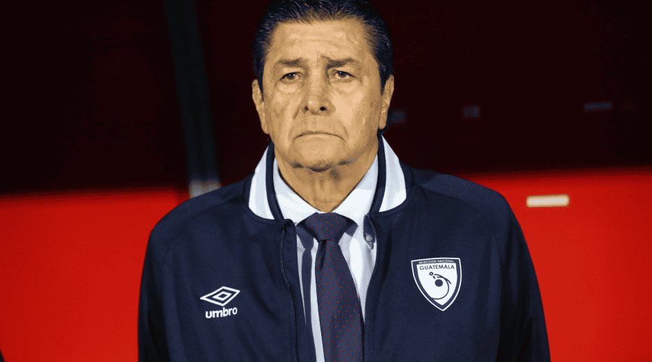 La continuidad de Luis Fernando Tena es una incógnita. EFE / F. Ruiz