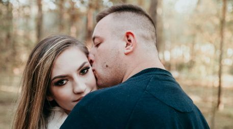 La codependencia y el amor puede manifestarse de diversas maneras. UNSPLASH / O. SYMOLON