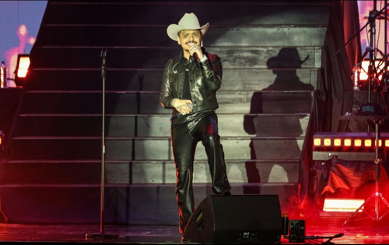 Según información de Universal Music, el caso surgió tras la presentación de 32 contratos acompañados de certificaciones por parte de la familia Nodal. EL INFOMRADOR / ARCHIVO