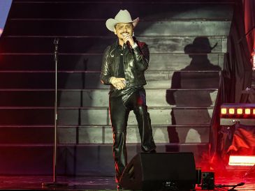 Según información de Universal Music, el caso surgió tras la presentación de 32 contratos acompañados de certificaciones por parte de la familia Nodal. EL INFOMRADOR / ARCHIVO