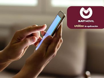 Esta herramienta digital del SAT permite consultar documentos fiscales, presentar declaraciones y gestionar trámites desde dispositivos móviles. ESPECIAL / CANVA y SAT