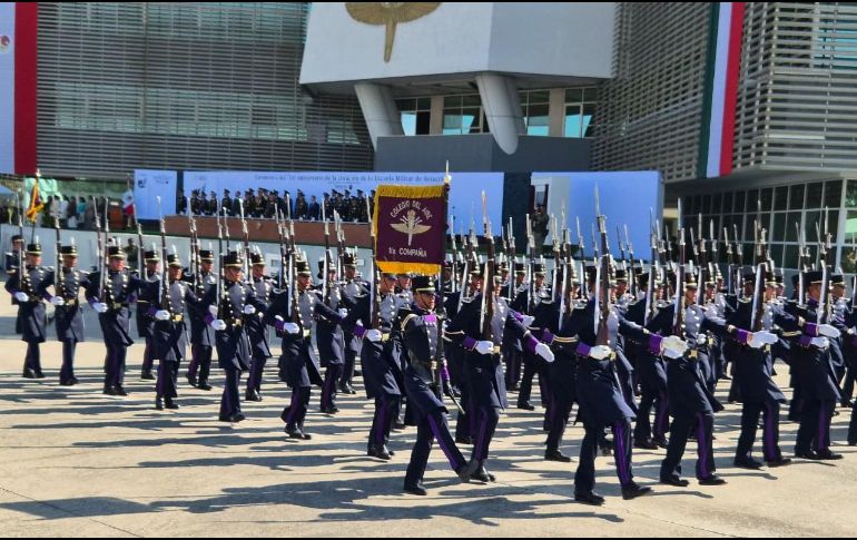 Desde la fundación de la Escuela, han egresado 54 mujeres y 4 mil 898 hombres pilotos aviadores, así como 113 becarios de países amigo. ESPECIAL