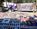 En la jornada de búsqueda en vida de personas desaparecidas se pegaron alrededor de tres mil cédulas en el Centro Histórico de Guadalajara. EL INFORMADOR / J. ACOSTA