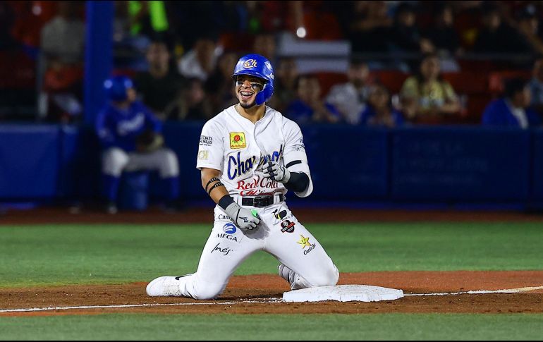 El Estadio Panamericano fue escenario de una noche histórica para los Charros de Jalisco, pero sobre todo para Jared Serna. CORTESÍA