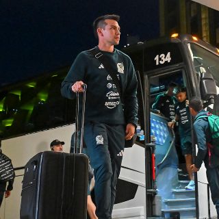 El Tri Aterriza en San Antonio con todo y “Chucky” Lozano