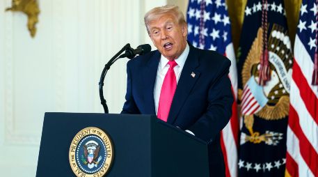 La BBC afirma que Trump no tiene bases para acusarla de difamación por la edición de su discurso. EFE/ARCHIVO