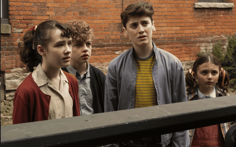 Con el avance del miedo, los niños concluyen que su única defensa es controlar sus emociones. ESPECIAL/HBOMAX 